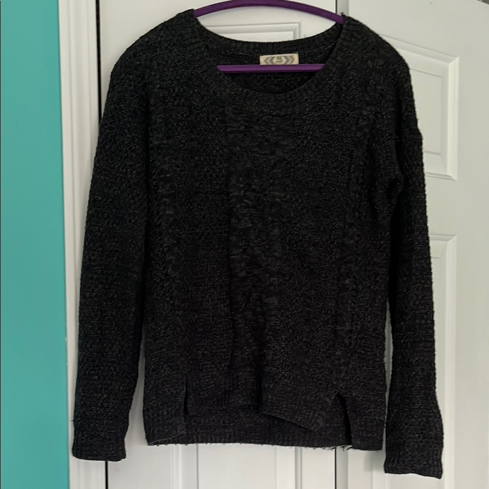 Pink Rose Black Crew Neck Sweater with Heathered Texture